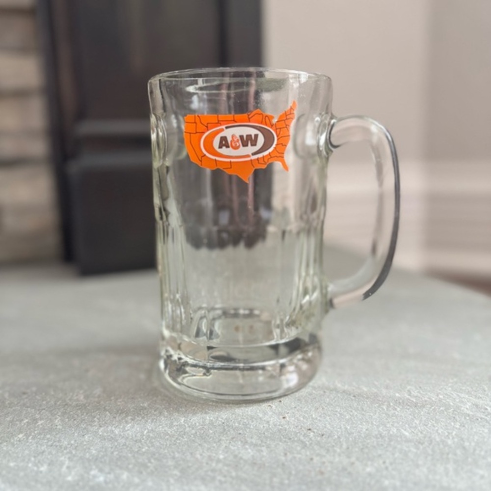 A‎ & W ROOT BEER MUG HEAVY GLASS VINTAGE USA MAP 1970'S